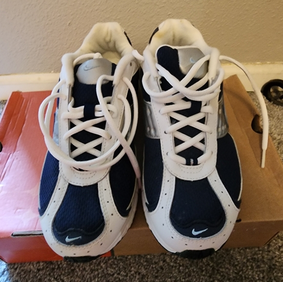 New Womens Nike Dart 3 plus size 6.5 - Picture 3 of 7